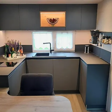 Tiny House Am Elsbach In Der Bayerischen Rhoen. Apartment Oberelsbach