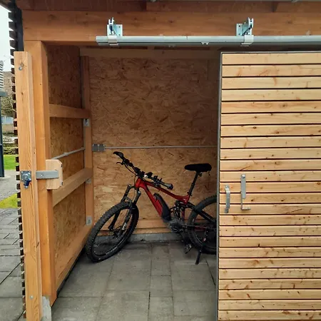 Tiny House Am Elsbach In Der Bayerischen Rhoen. Apartmán *